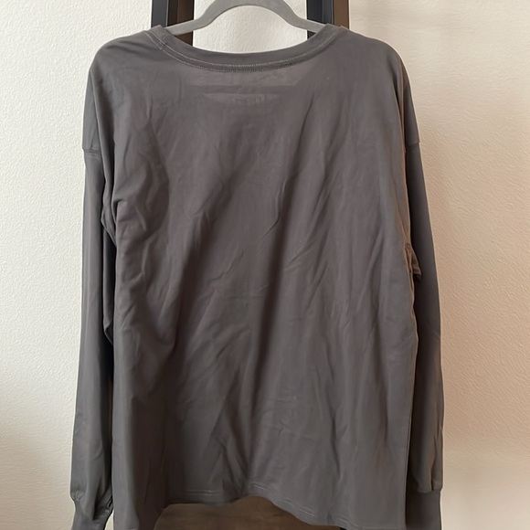 Adult XL Minnie Mouse Long Sleeve T-Shirt - Picture 2 of 4